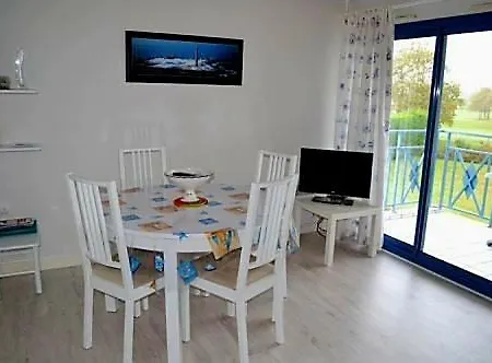 Piscine Et Commerces Proche *