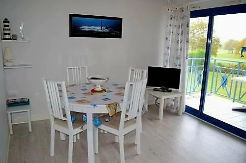 Piscine Et Commerces Proche *